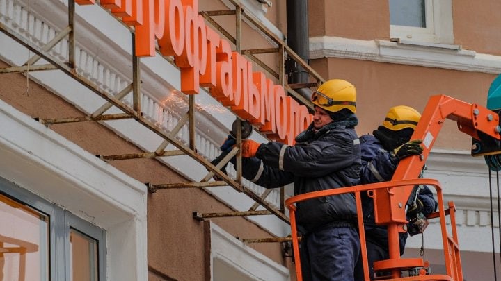 В Узбекистане вывески с названием бизнеса и видом деятельности выведут из категории рекламы