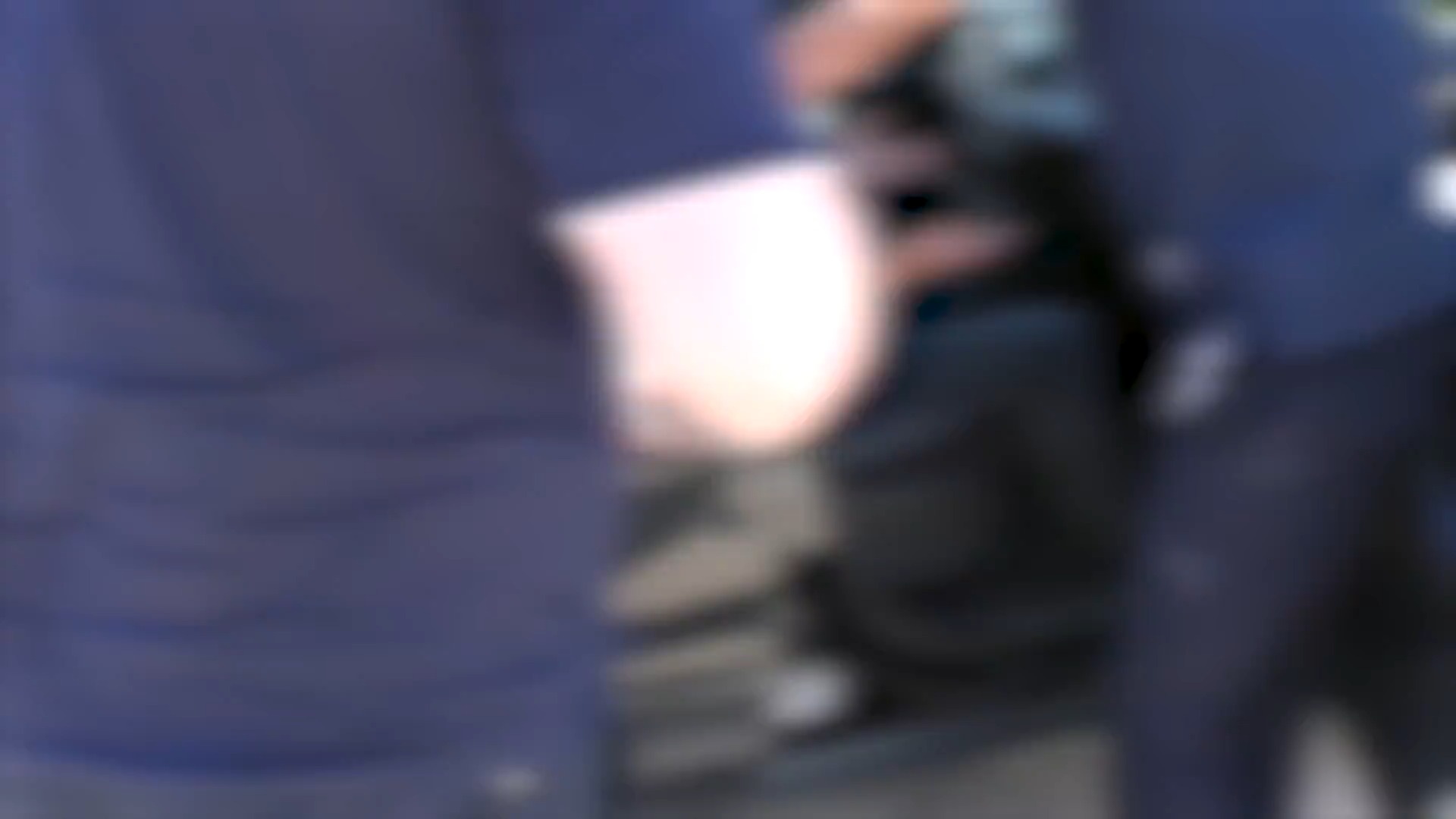 В Ташкенте задержали двух инженеров электросетевой компании при получении $8 тысяч